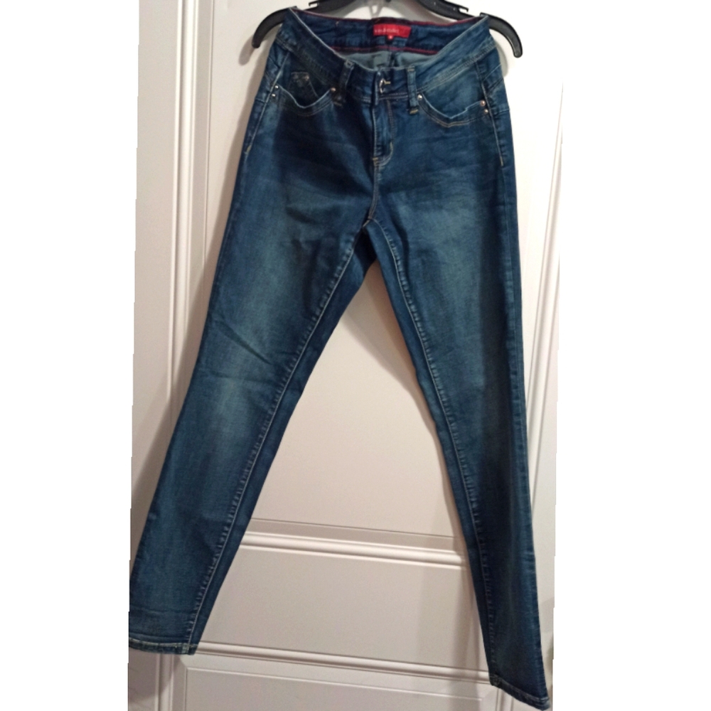YMI JEAN SIZE 9